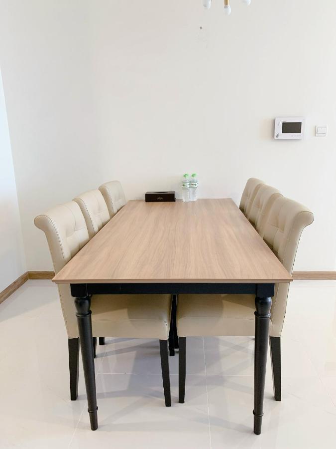 Landmark - Vinhomes Airbnb Căn hộ *